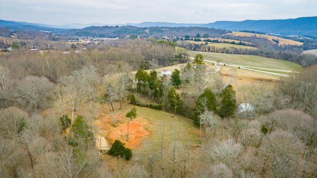37803 U.S. 127, Pikeville, TN 37367