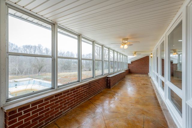 37803 U.S. 127, Pikeville, TN 37367