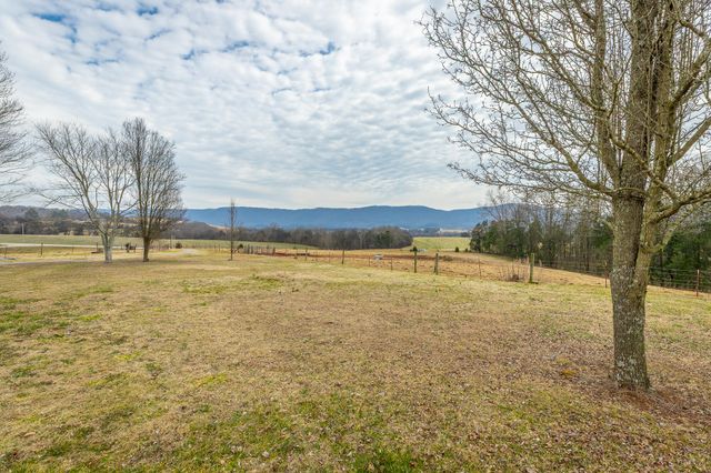 37803 U.S. 127, Pikeville, TN 37367