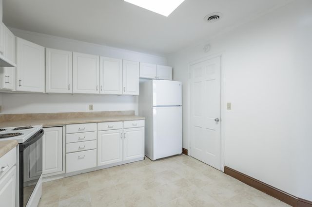 37803 U.S. 127, Pikeville, TN 37367