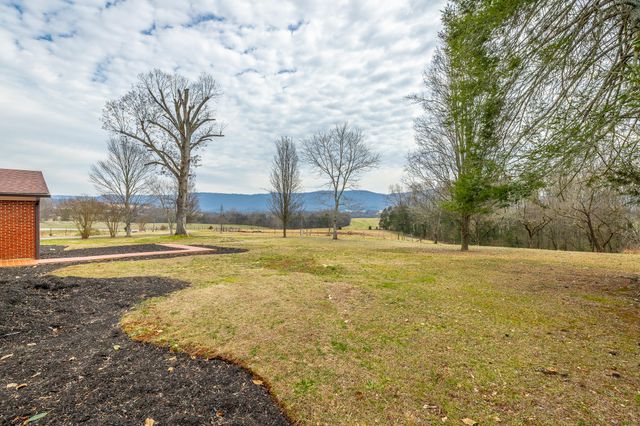 37803 U.S. 127, Pikeville, TN 37367
