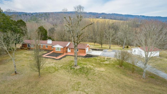 37803 U.S. 127, Pikeville, TN 37367