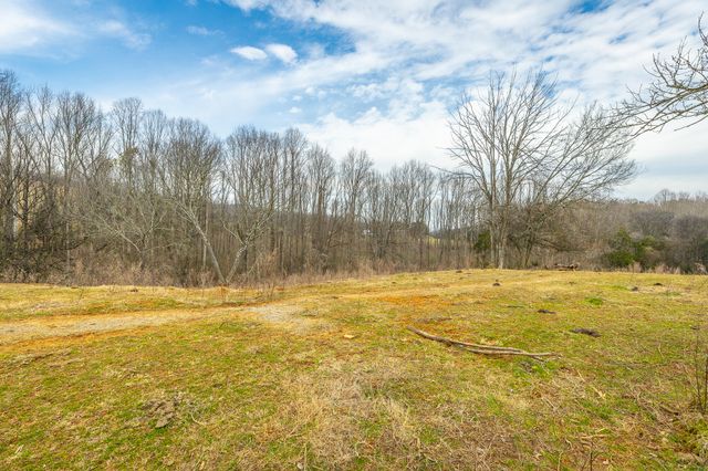 37803 U.S. 127, Pikeville, TN 37367