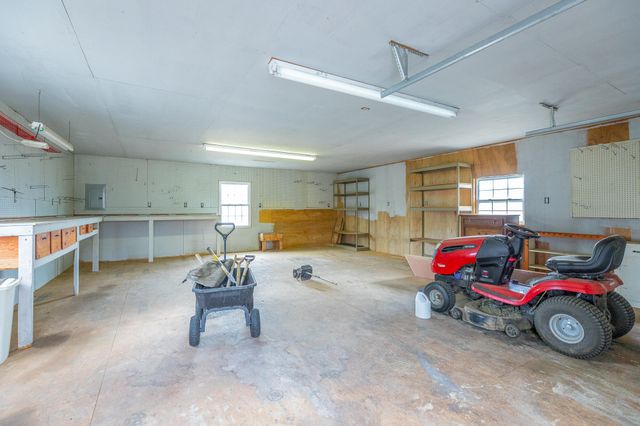 37803 U.S. 127, Pikeville, TN 37367