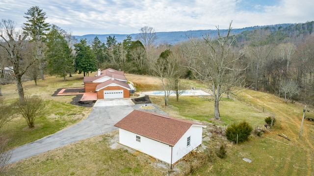 37803 U.S. 127, Pikeville, TN 37367