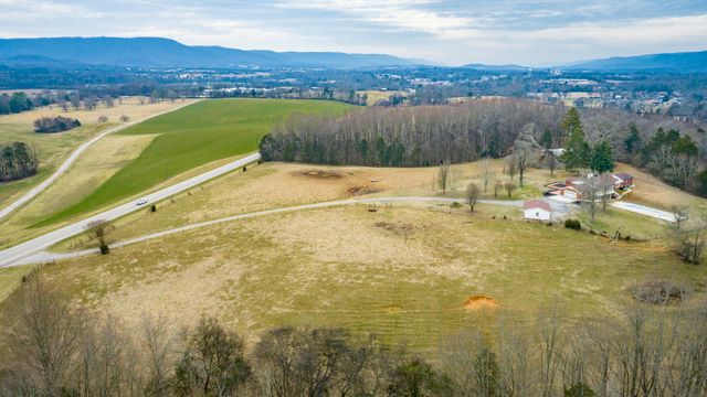 37803 U.S. 127, Pikeville, TN 37367