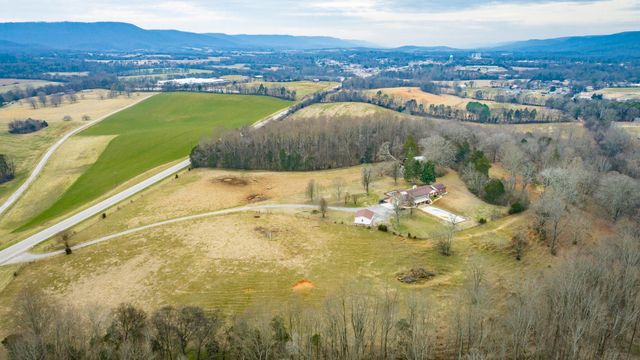 37803 U.S. 127, Pikeville, TN 37367