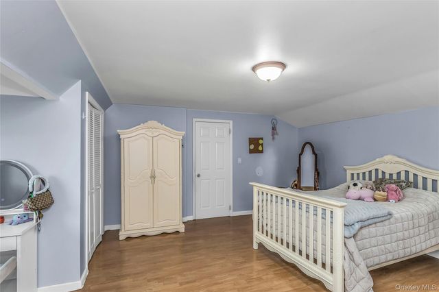 178 Guildford Court, West Hempstead, NY 11552
