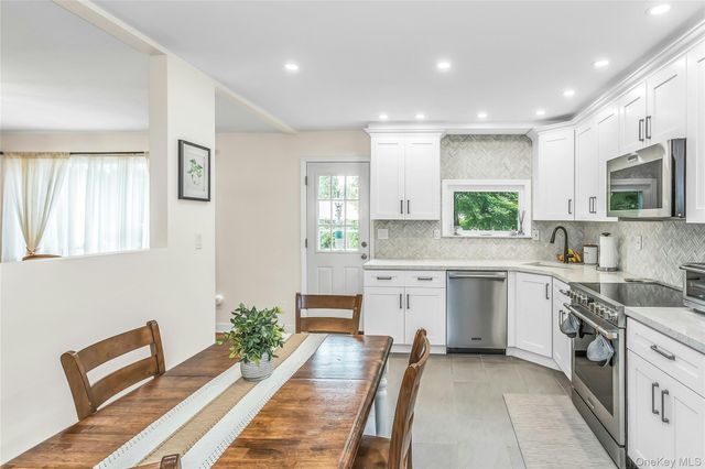 178 Guildford Court, West Hempstead, NY 11552