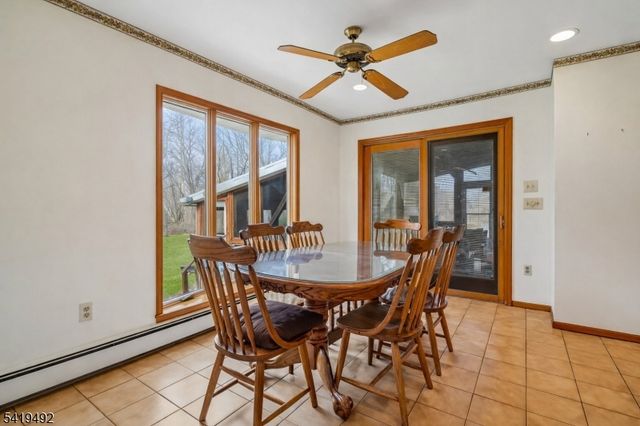 25 Victoria Dr, Clark Twp., NJ 07066