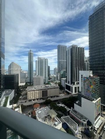 45 SW 9th St 2303, Miami, FL 33130