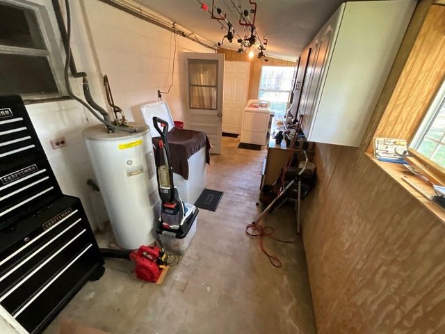 9004 W CLUSTER AVENUE, Tampa, FL 33615