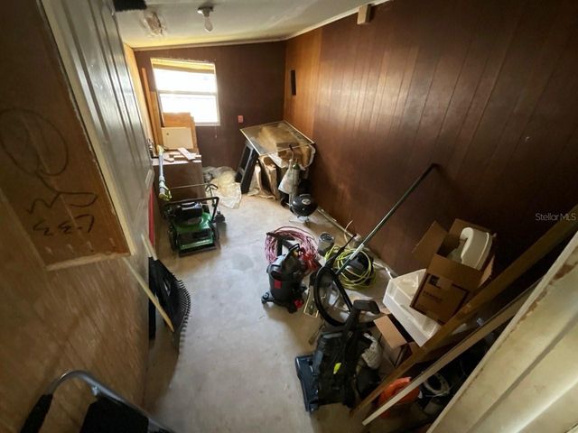 9004 W CLUSTER AVENUE, Tampa, FL 33615