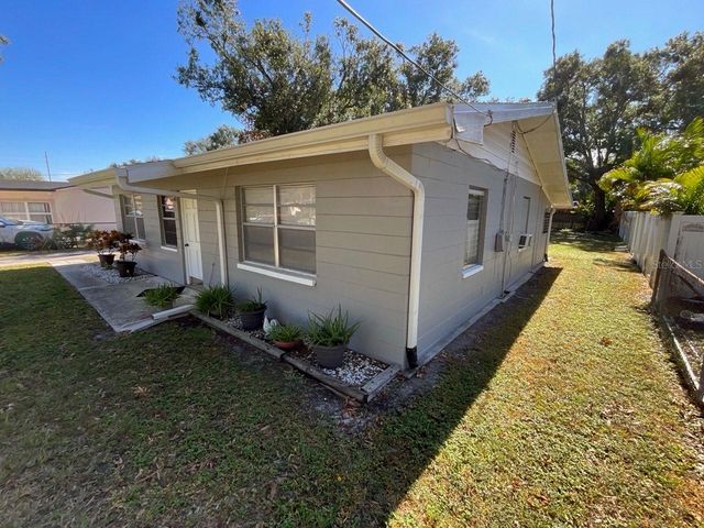 9004 W CLUSTER AVENUE, Tampa, FL 33615