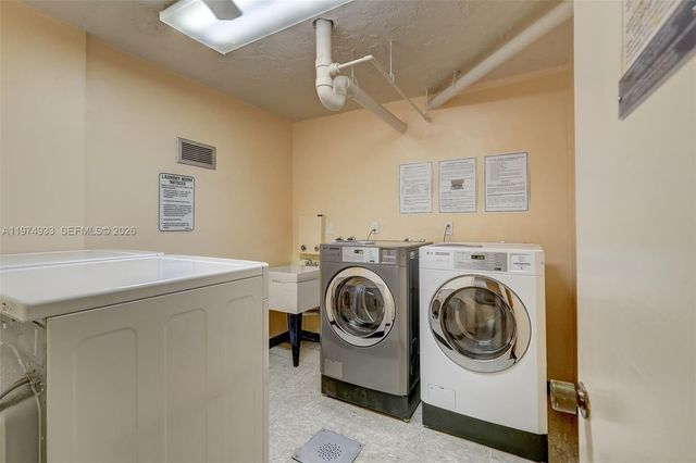 2500 Parkview Dr 1914, Hallandale Beach, FL 33009