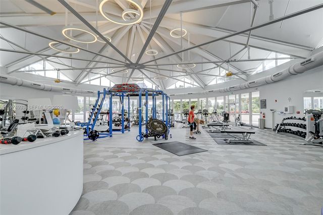 2500 Parkview Dr 1914, Hallandale Beach, FL 33009