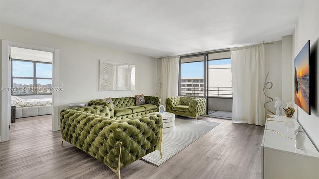 2500 Parkview Dr 1914, Hallandale Beach, FL 33009