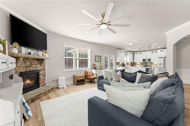 6667 Rivergreen Road, Flowery Branch, GA 30542