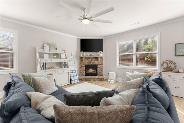 6667 Rivergreen Road, Flowery Branch, GA 30542