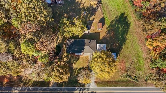 612 Reeder Road, Seagrove, NC 27341