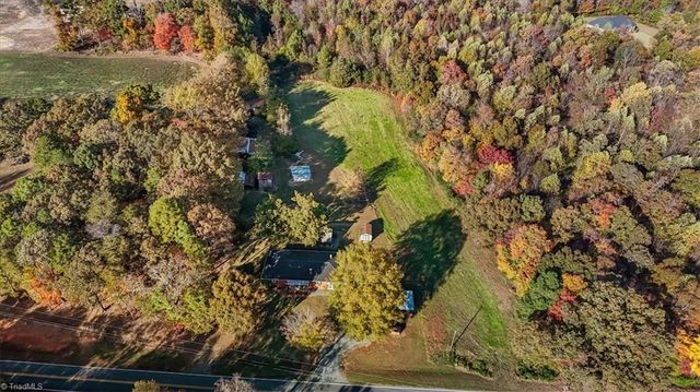 612 Reeder Road, Seagrove, NC 27341