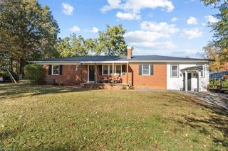 612 Reeder Road, Seagrove, NC 27341