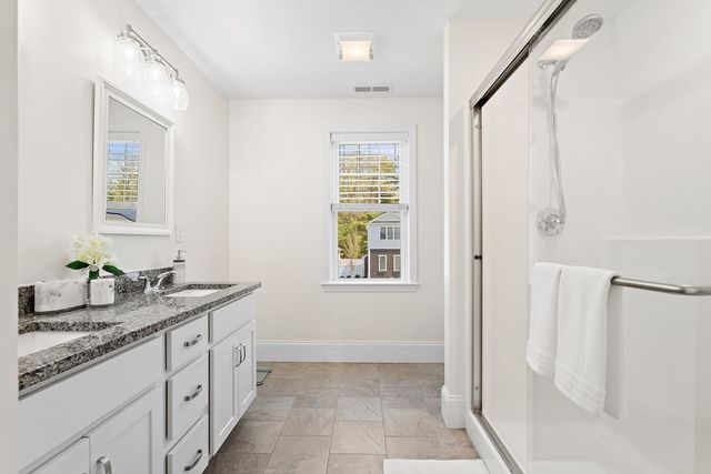 13 Cleary Cir 13, Norfolk, MA 02056