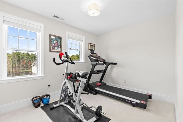 13 Cleary Cir 13, Norfolk, MA 02056