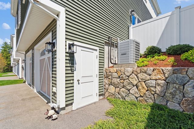 13 Cleary Cir 13, Norfolk, MA 02056