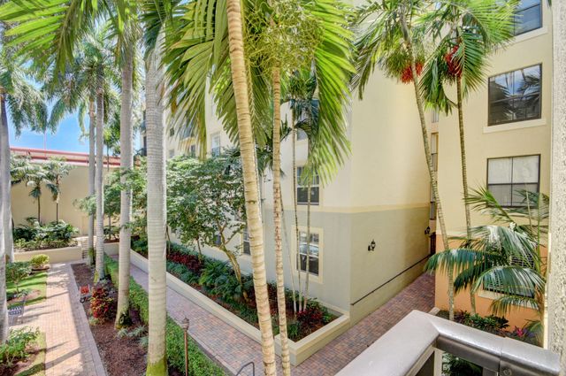 720 S Sapodilla Avenue 208, West Palm Beach, FL 33401