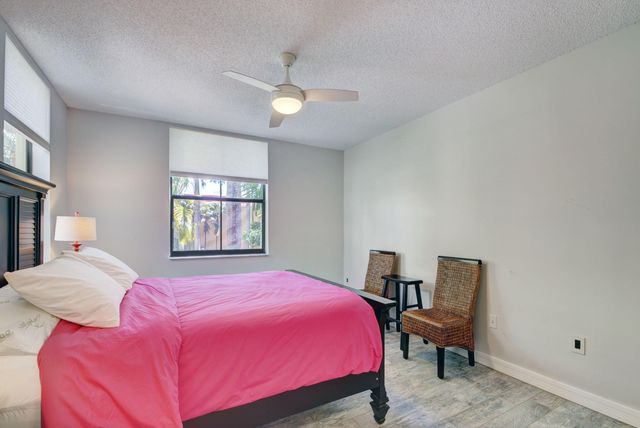 720 S Sapodilla Avenue 208, West Palm Beach, FL 33401