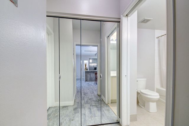 720 S Sapodilla Avenue 208, West Palm Beach, FL 33401