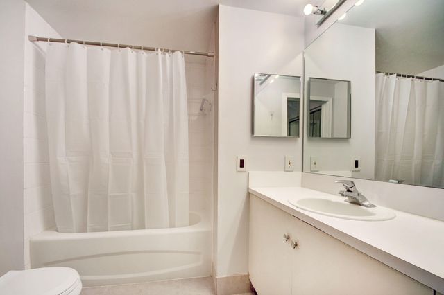 720 S Sapodilla Avenue 208, West Palm Beach, FL 33401