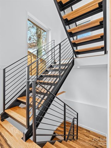 173 Houston Place, Asheville, NC 28801