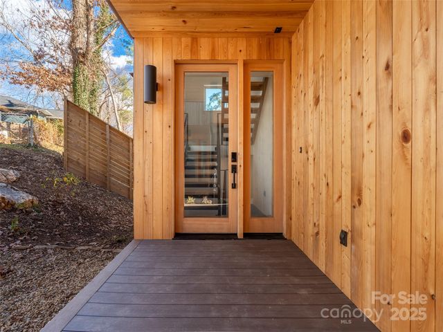 173 Houston Place, Asheville, NC 28801