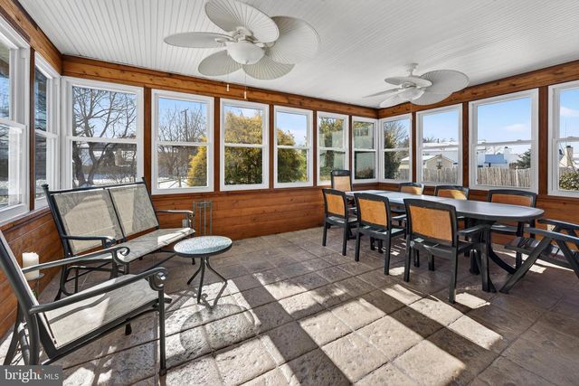 13 CATTELL DR, Sicklerville, NJ 08081