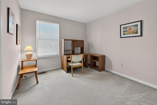 13 CATTELL DR, Sicklerville, NJ 08081