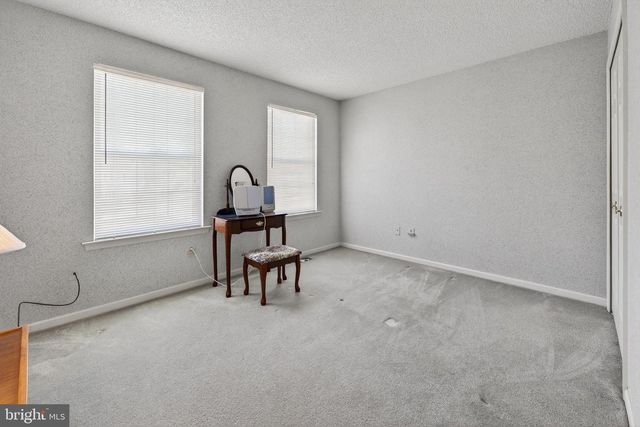 13 CATTELL DR, Sicklerville, NJ 08081