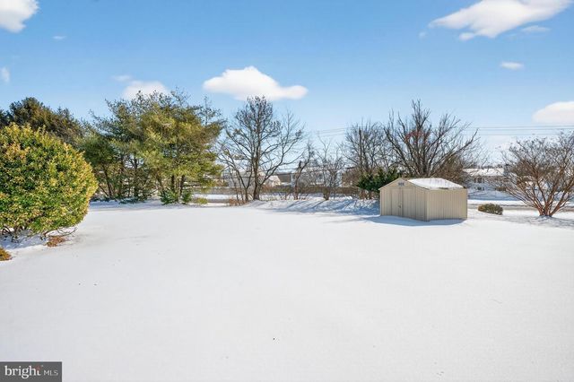 13 CATTELL DR, Sicklerville, NJ 08081