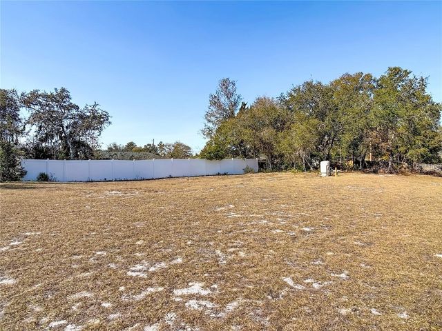 640 CHESTNUT AVENUE, Orange City, FL 32763