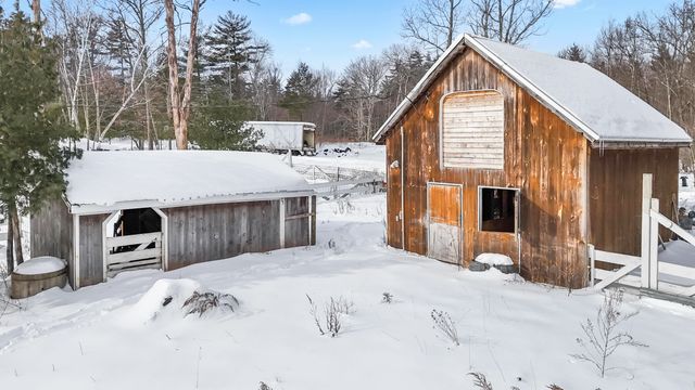 376 Rattlesnake Hill Road, Auburn, NH 03032