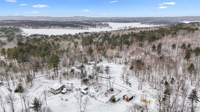 376 Rattlesnake Hill Road, Auburn, NH 03032