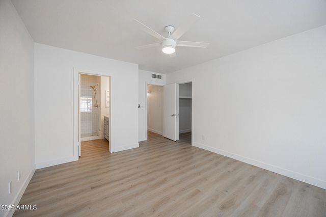 2910 W MARCONI Avenue 117, Phoenix, AZ 85053