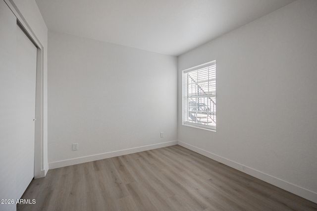 2910 W MARCONI Avenue 117, Phoenix, AZ 85053
