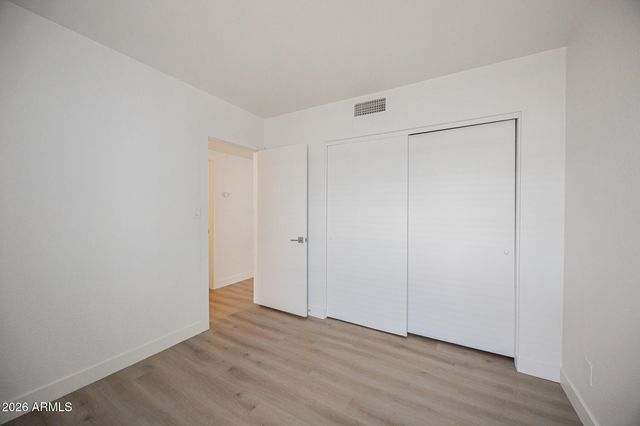 2910 W MARCONI Avenue 117, Phoenix, AZ 85053