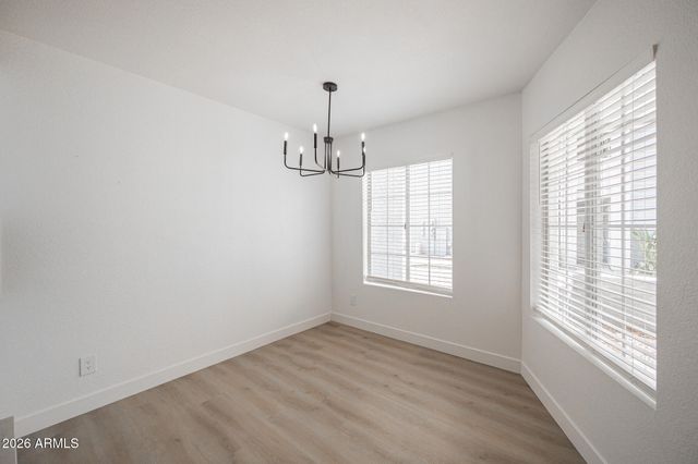 2910 W MARCONI Avenue 117, Phoenix, AZ 85053
