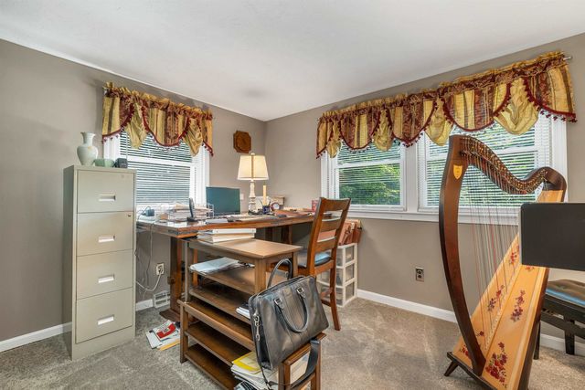 10 Masquanipi Drive, Antrim, NH 03440