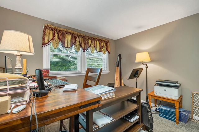 10 Masquanipi Drive, Antrim, NH 03440