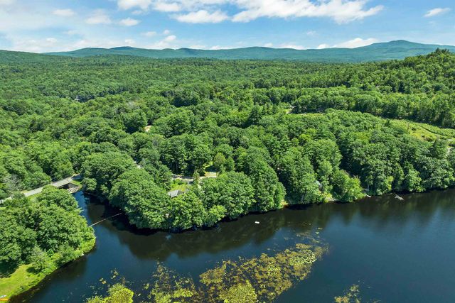 10 Masquanipi Drive, Antrim, NH 03440