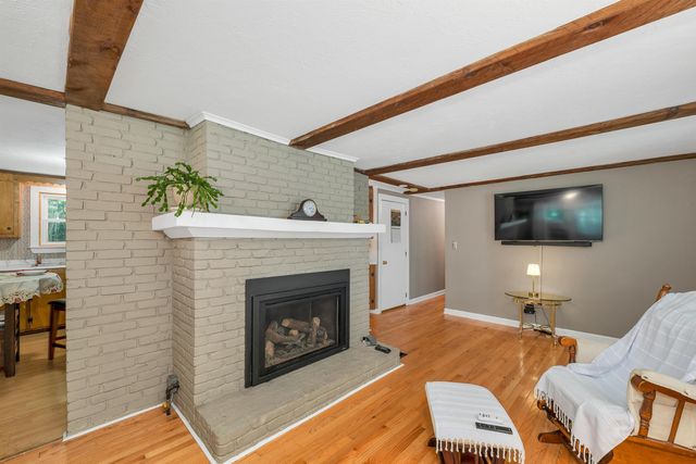 10 Masquanipi Drive, Antrim, NH 03440